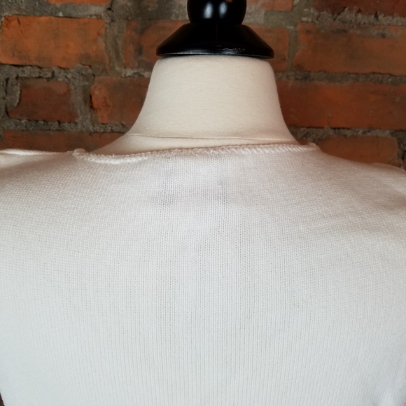 SOLD Vintage Womens Sleeveless Sweater Top White - Picture 5 of 6
